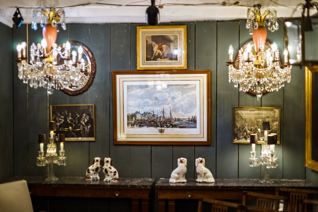 Four Things That Can Devalue Your Antique Artwork